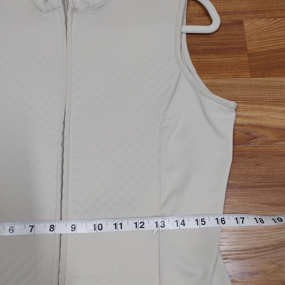 EP Pro Tour Tech Cream Quilted Golf Vest Small - Picture 4 of 13